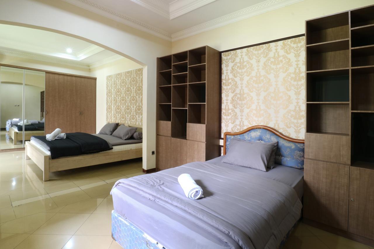 Maharani Guesthouse Tebet Syariah Jakarta Kültér fotó